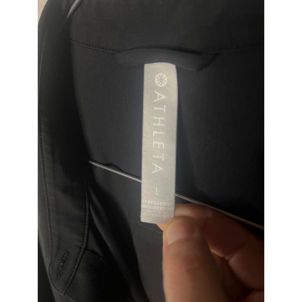 Black Urbanite Top | Athleta | L